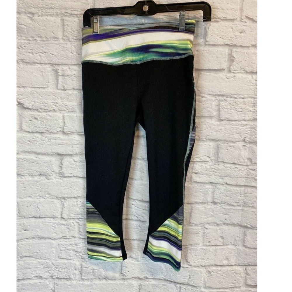 NWT Maurices In Motion Black Workout Capri Active Wear Athletic Womens Small 73v